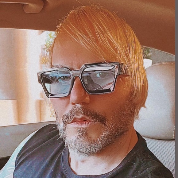 Meet your Posher, Joe - Picture 16 of 17